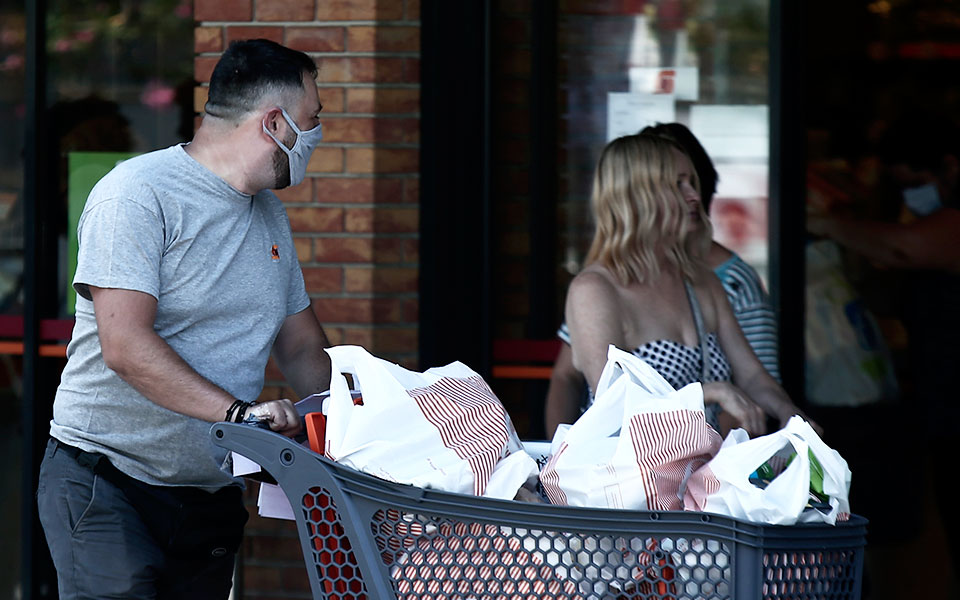 ανατιμήσεις-η-αγοραστική-δύναμη-των-ε-561886075