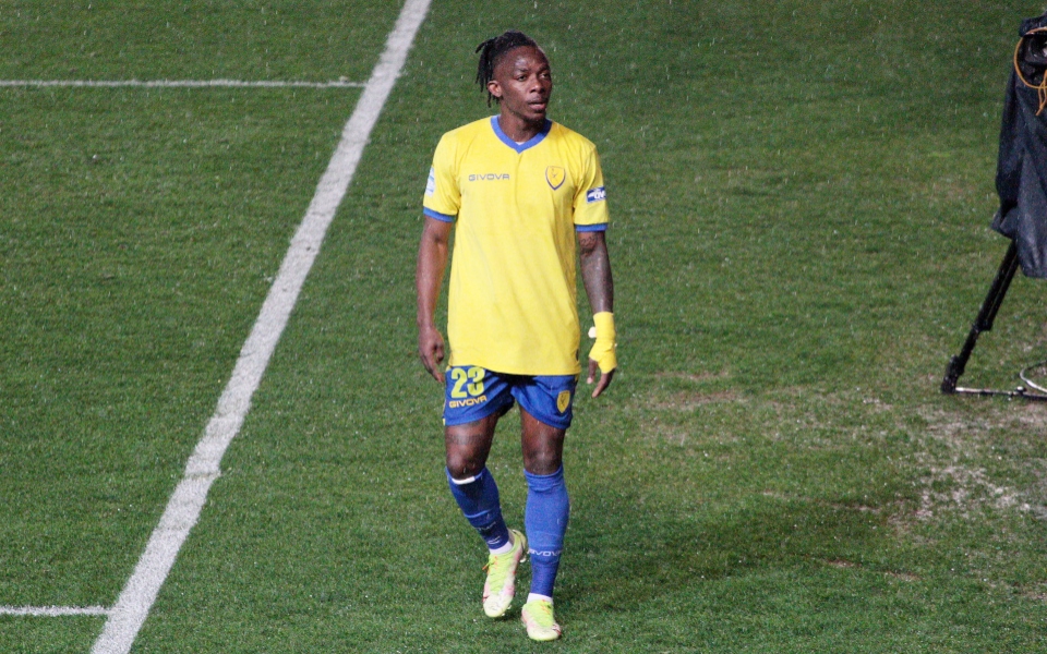 ποδοσφαιριστής-του-παναιτωλικού-κατ-561861547