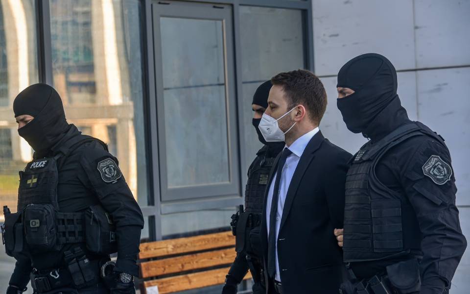 γλυκά-νερά-προσπάθησε-να-σκοτώσει-ότ-561851356