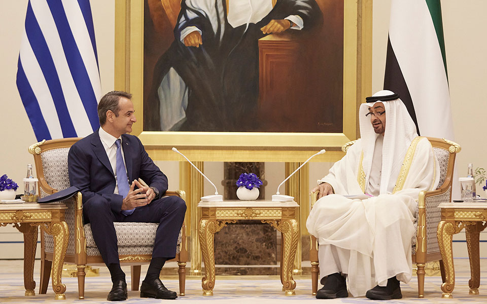 επίσκεψη-μητσοτάκη-στα-ηαε-η-ελλάδα-μ-561848779