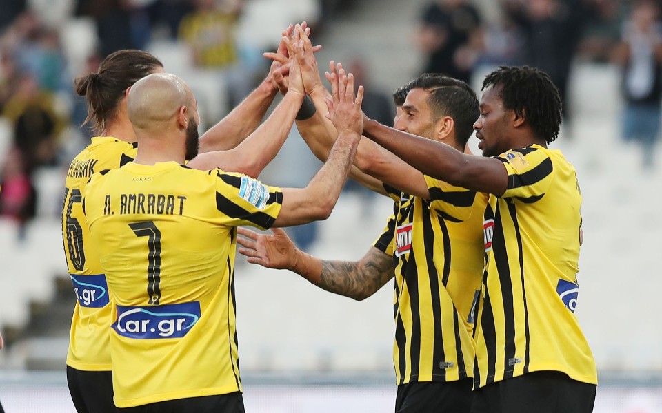 superleague-αεκ-πασ-γιάννινα-3-0-έμεινε-ζωντανή-561853774