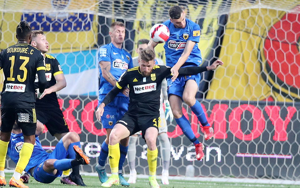 σε-περιδίνηση-η-αεκ-561863002