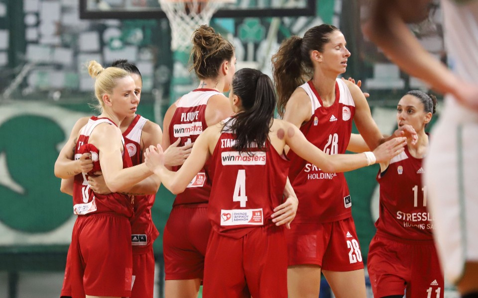 μπάσκετ-γυναικών-πρωταθλητής-ο-ολυμπ-561860683