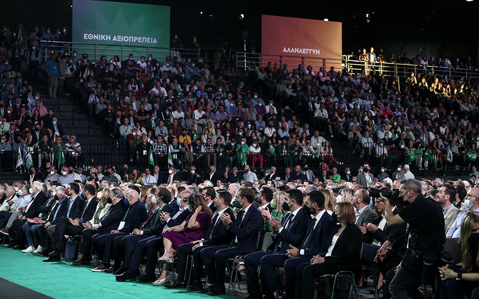 Νίκος Ανδρουλάκης στο Συνέδριο: Η σοσιαλδημοκρατία γίνεται ξανά επίκαιρη-4