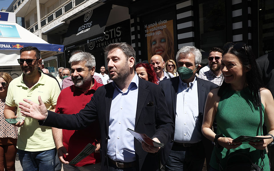 μέτωπο-ν-δ-πασοκ-με-φόντο-την-ενέργει-561886171