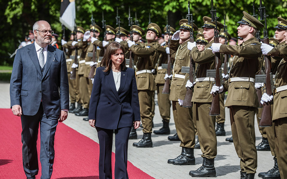 σακελλαροπούλου-δεν-θα-δεχθούμε-αμφι-561886591