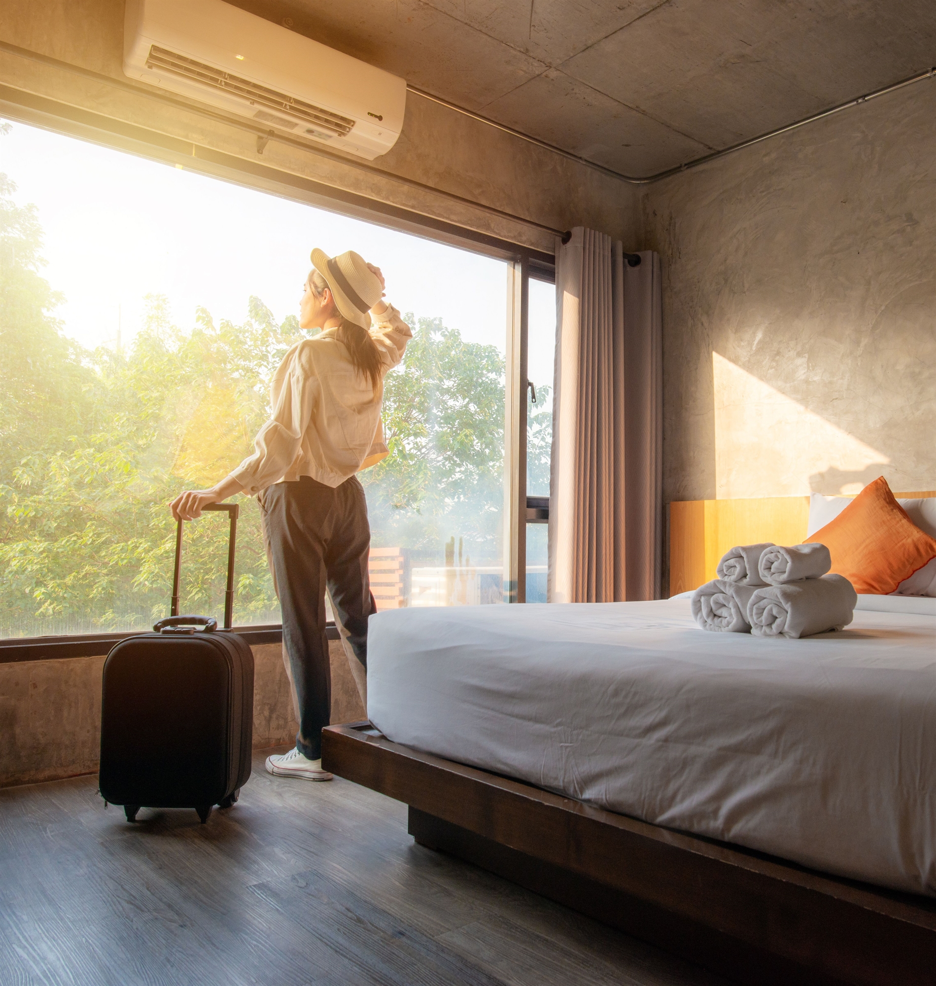 τουρισμός-καταγγελία-ξενοδόχων-για-τ-561841687