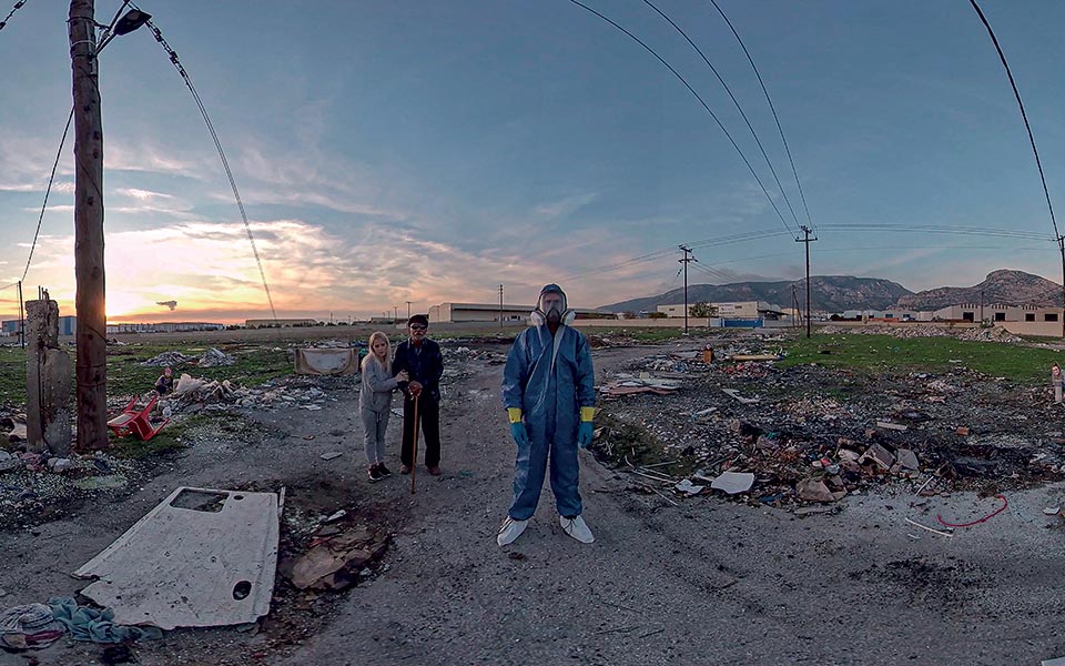 έξι-έλληνες-καλλιτέχνες-δημιουργούν-561865882