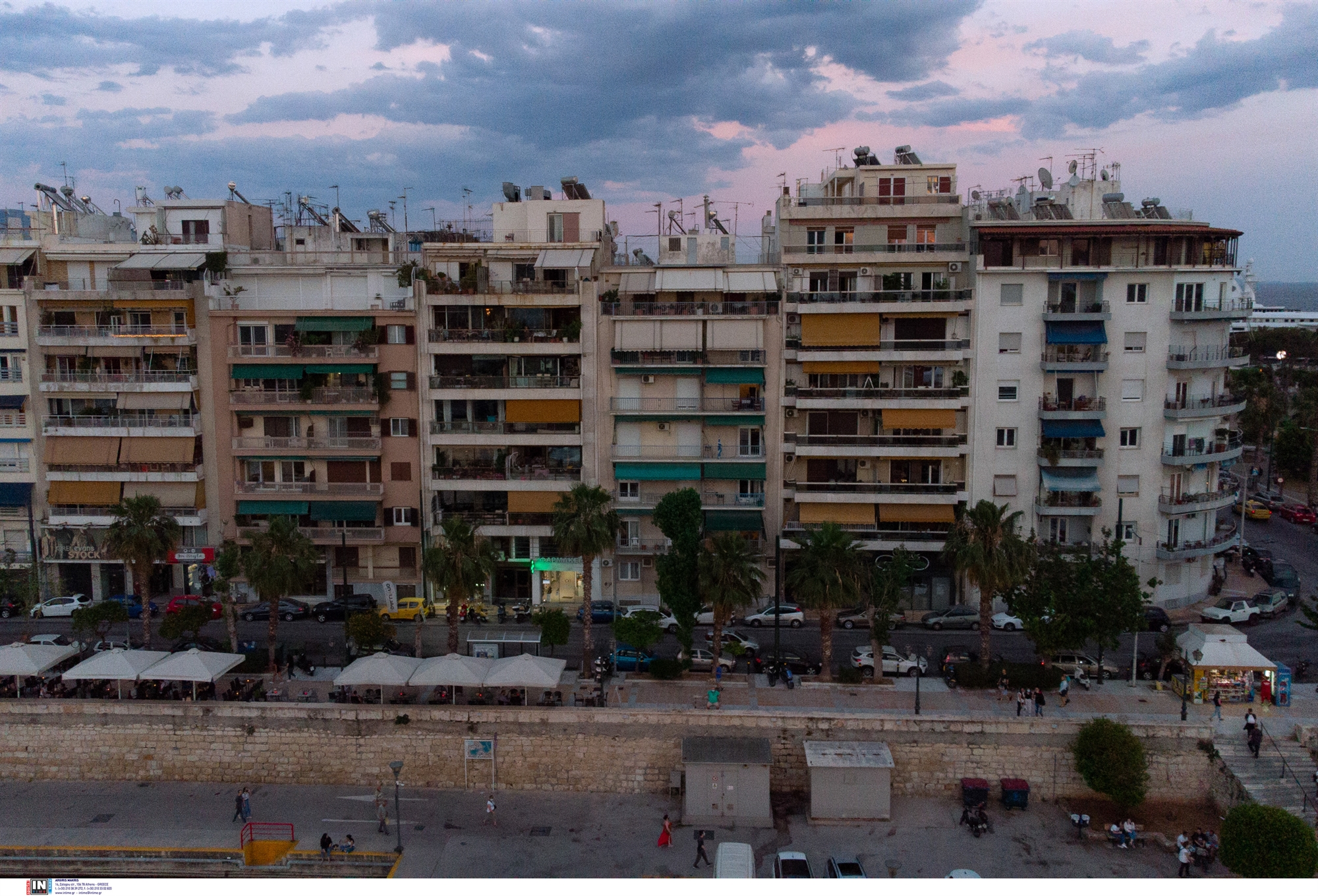 θωράκιση-κτιρίων-και-ενεργοβόρες-μον-561846223