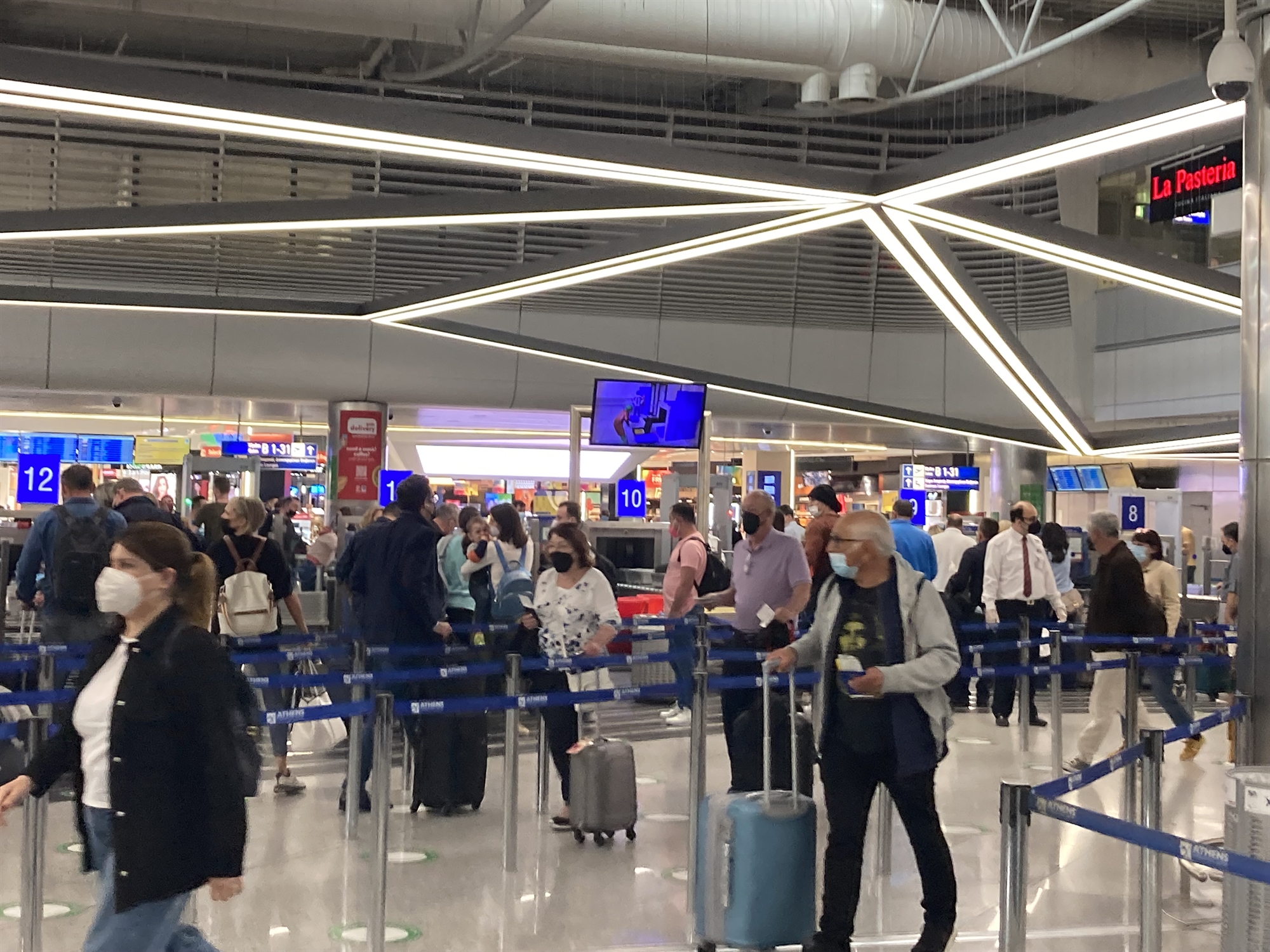 τουρισμός-ελ-βενιζέλος-πετάει-561845041