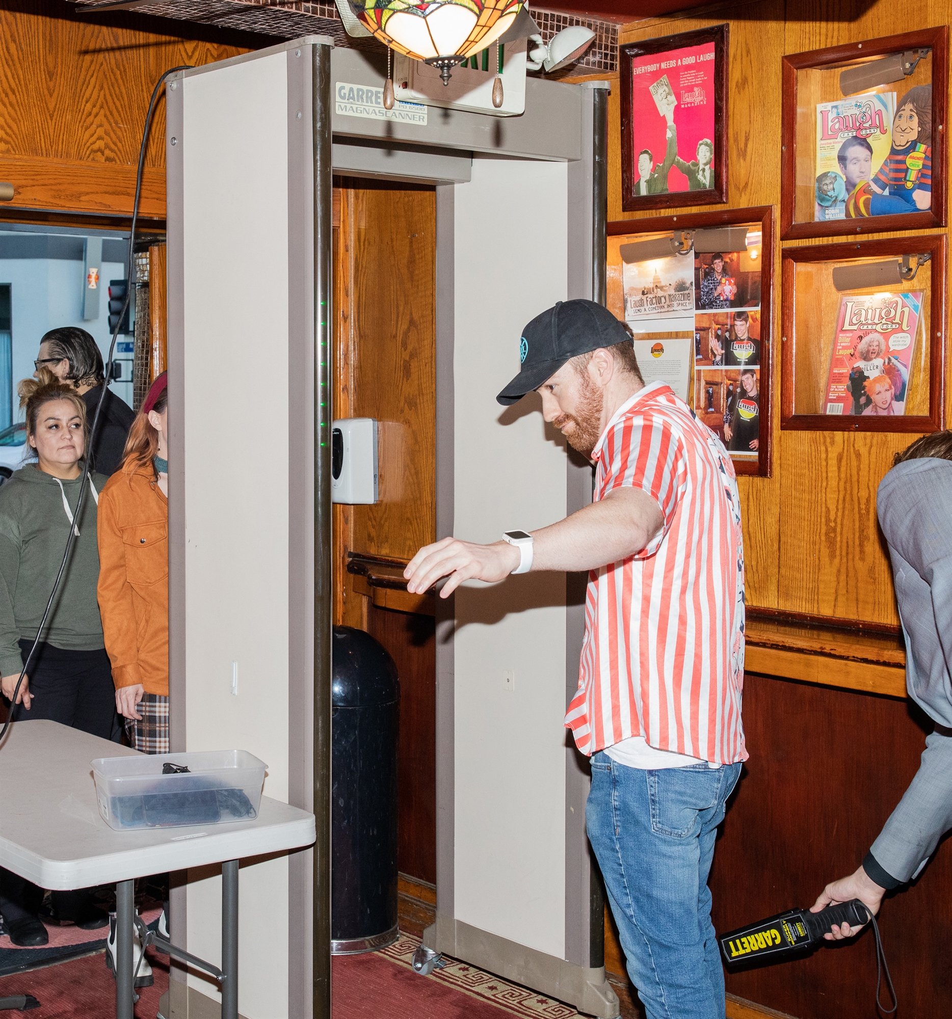 επικίνδυνο-το-επάγγελμα-του-κωμικού-561858094