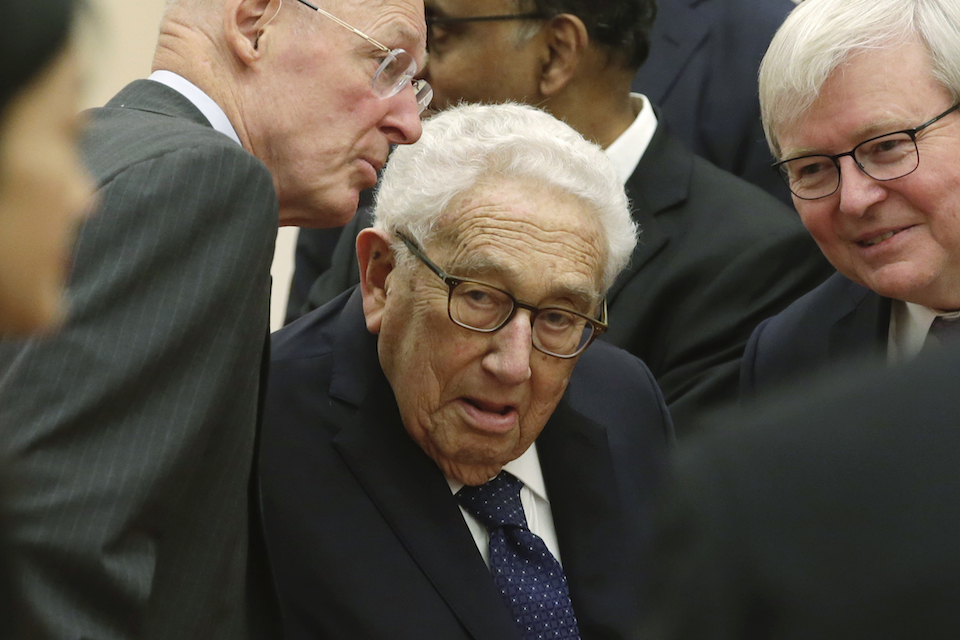 χένρι-κίσιντζερ-από-νταβός-μια-ουδέτ-561874018