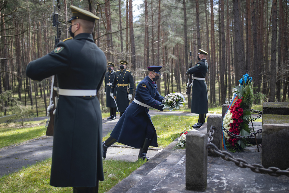 ευρώπη-ρωσία-η-8η-και-η-9η-μαΐου-ως-ημέρ-561847294