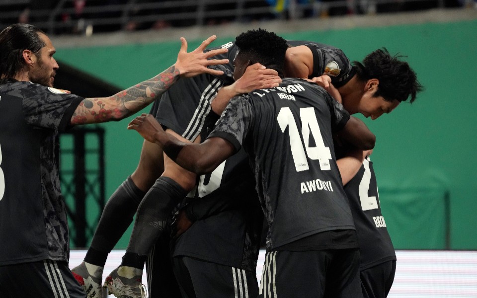 bundesliga-φράιμπουργκ-ουνιόν-βερολίνου-1-4-στ-561847537