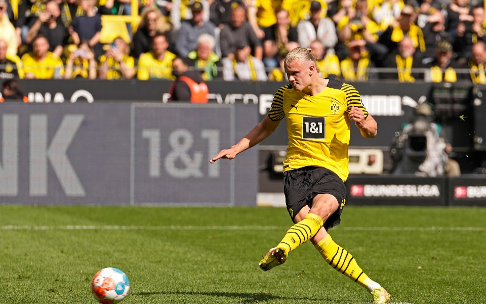 μάντσεστερ-σίτι-ανακοίνωσε-την-απόκτ-561851461