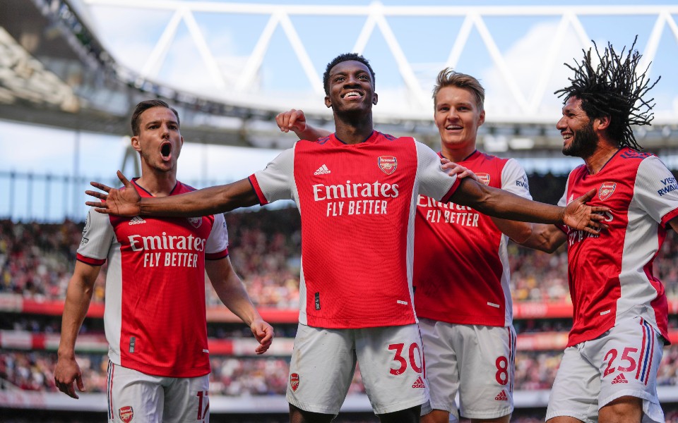 premier-league-άρσεναλ-λιντς-2-1-κλειδώνει-την-τ-561848107