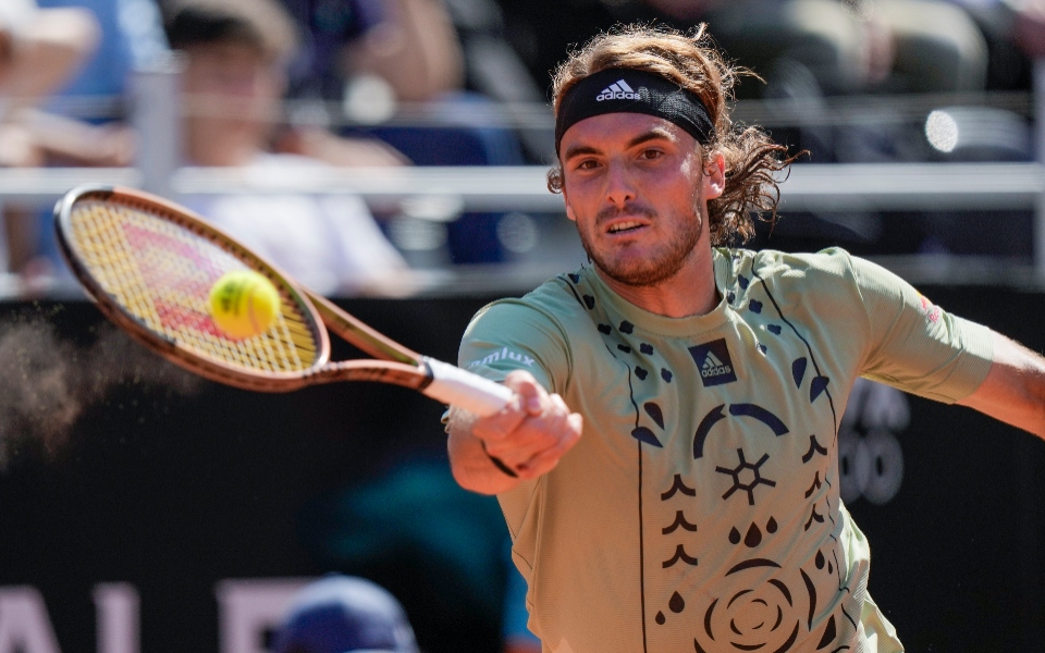 στέφανος-τσιτσιπάς-στον-δεύτερο-γύρο-561875920