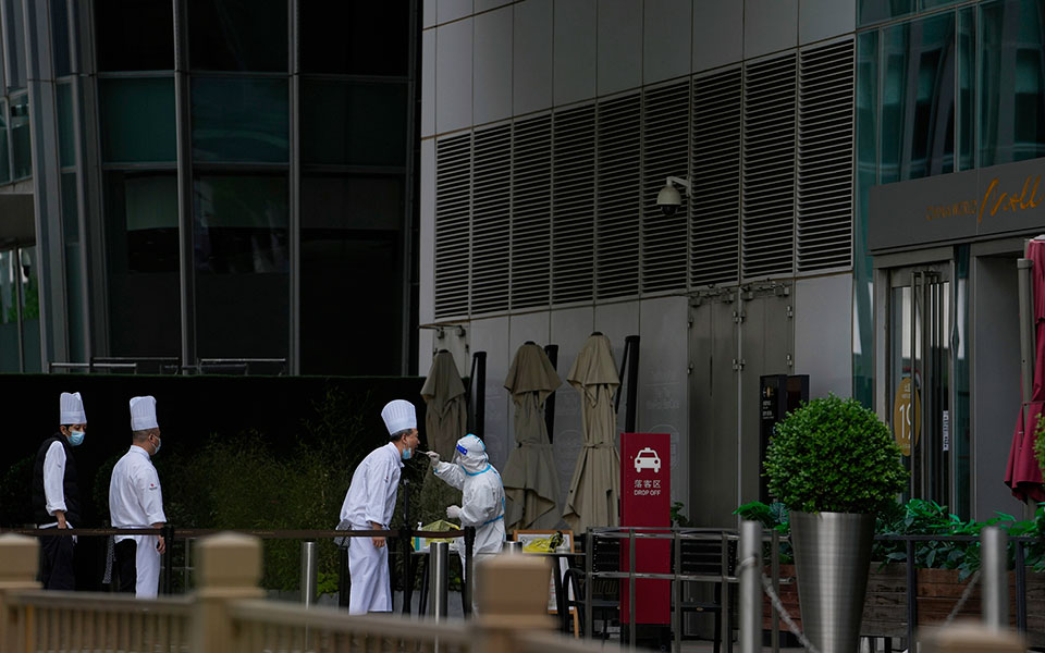 κίνα-κρούσματα-στη-σαγκάη-ύστερα-από-π-561869236