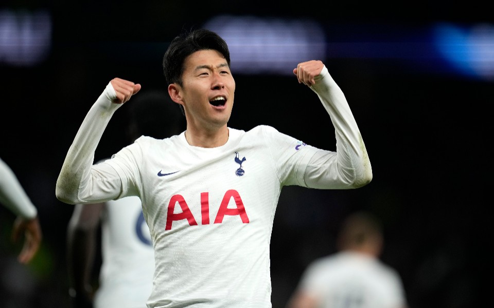 premier-league-τότεναμ-μπέρνλι-1-0-τρίποντο-και-τε-561860665