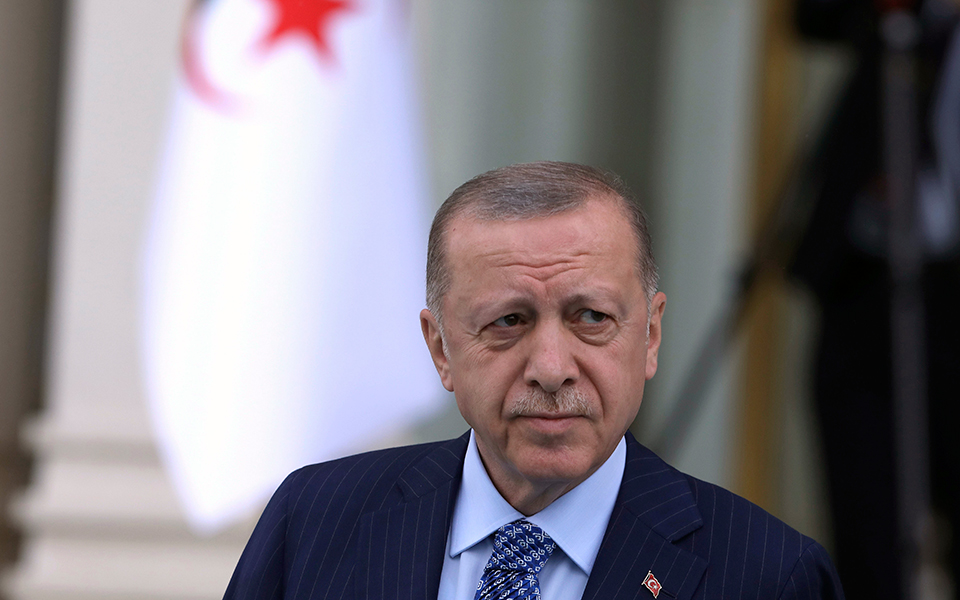 κλιμακώνει-η-άγκυρα-ολομέτωπη-επίθεσ-561867463