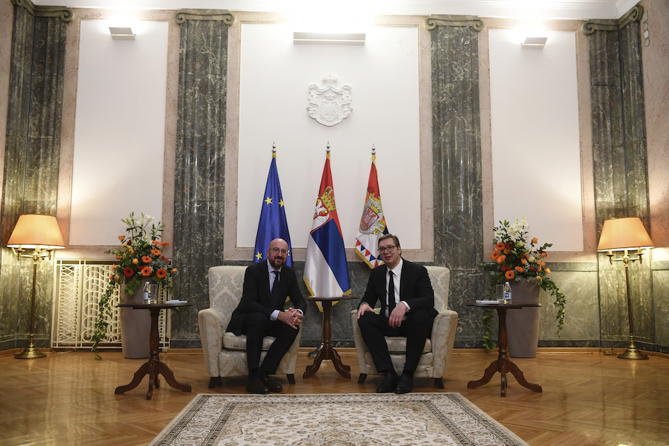 εε-καλεί-τη-σερβία-να-επιβάλει-κυρώσει-561867967