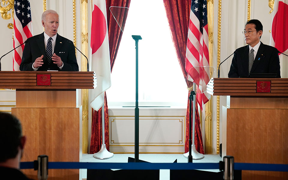 μπάιντεν-οι-ηπα-θα-επενέβαιναν-στρατι-561873118