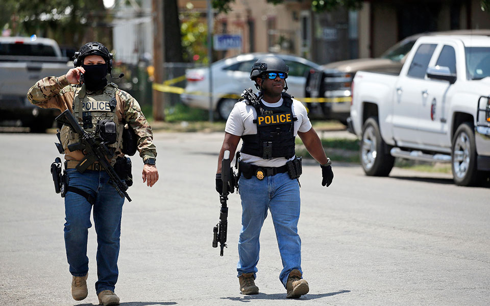 Τέξας: Νεκροί 19 μαθητές και δύο εκπαιδευτικοί από πυροβολισμούς σε σχολείο-4