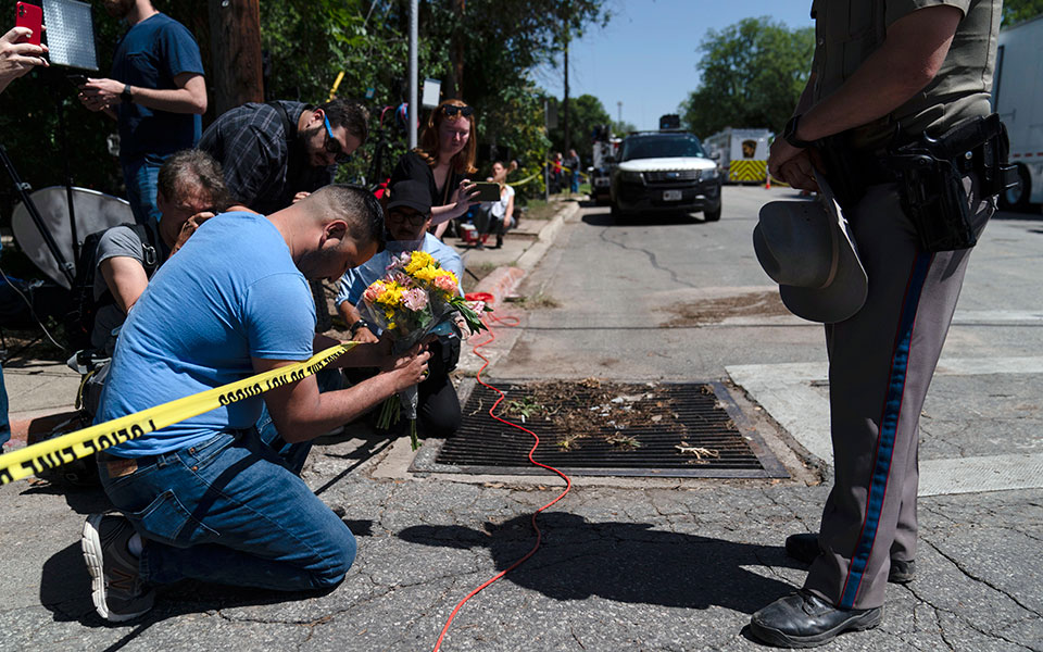 μακελειό-στο-τέξας-ειρηνοδίκης-περιγ-561879736