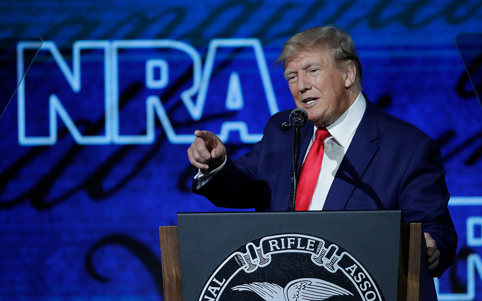 τραμπ-για-μακελειό-στο-τέξας-να-οπλιστ-561883285