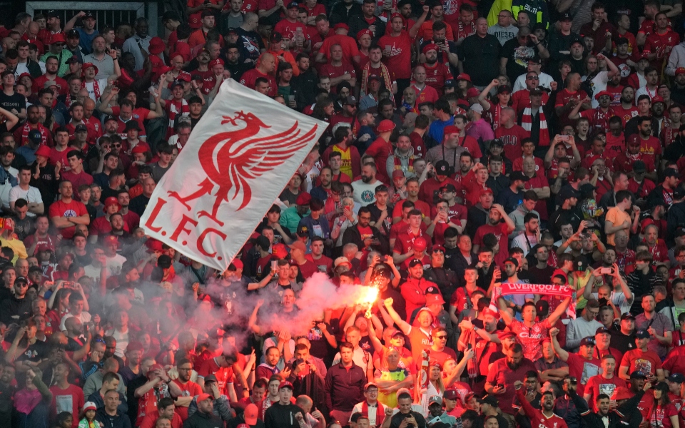 τελικός-τσάμπιονς-λιγκ-οπαδοί-της-λί-561884566