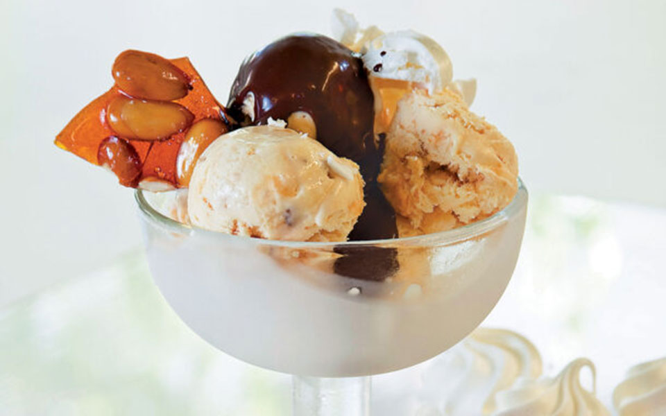 αρμενοβίλ-ή-μπουγάτσα-6-εμβληματικές-σ-561877828