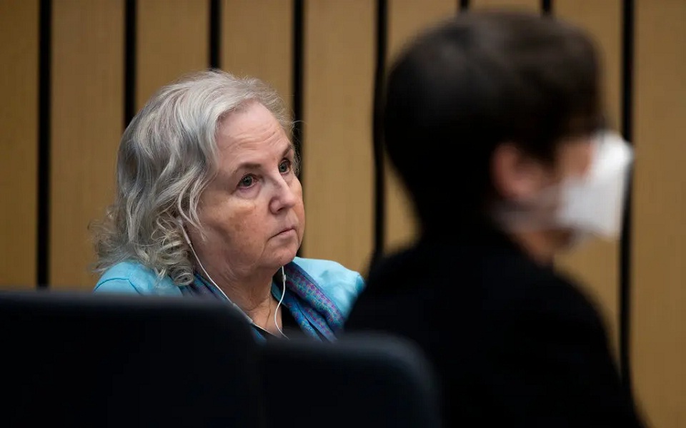 ηπα-η-συγγραφέας-του-πώς-να-δολοφονήσ-561878650