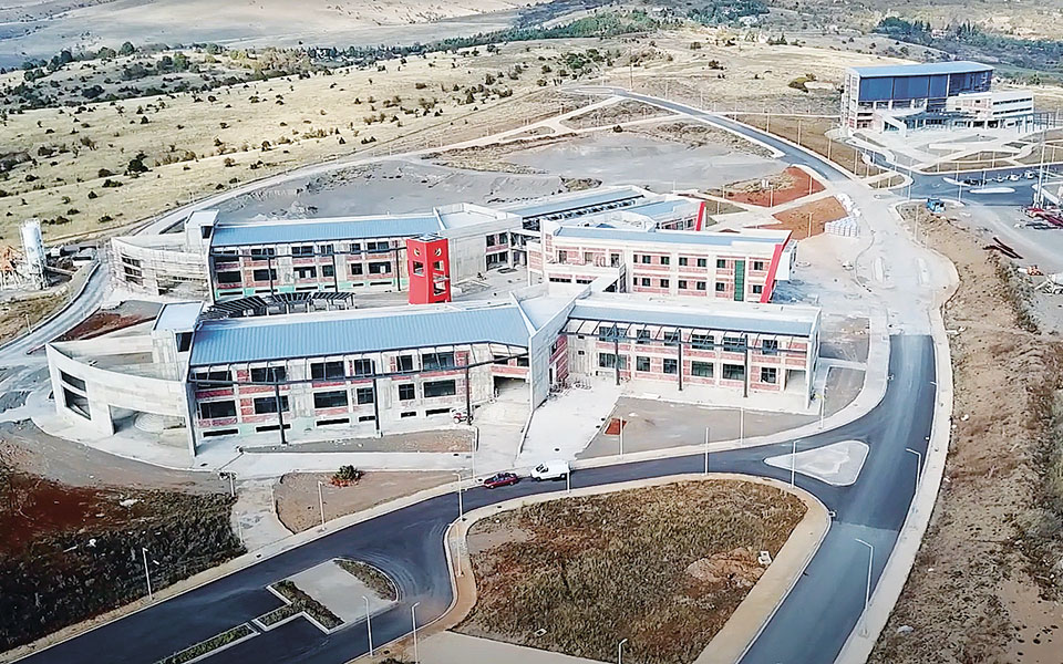 ελάχιστες-συγχωνεύσεις-στα-αει-561844207