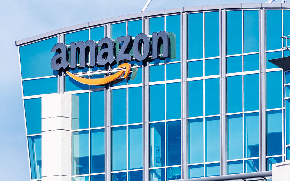 αύξηση-σε-παγκόσμιο-επίπεδο-του-δανει-561853090