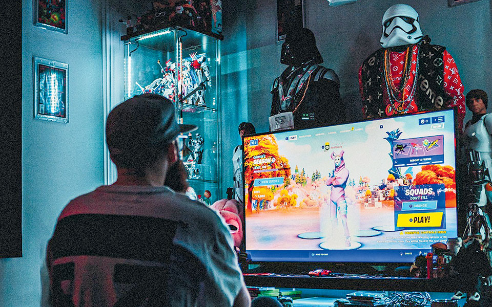 κατάδυση-στον-εικονικό-κόσμο-έρευ-561859780