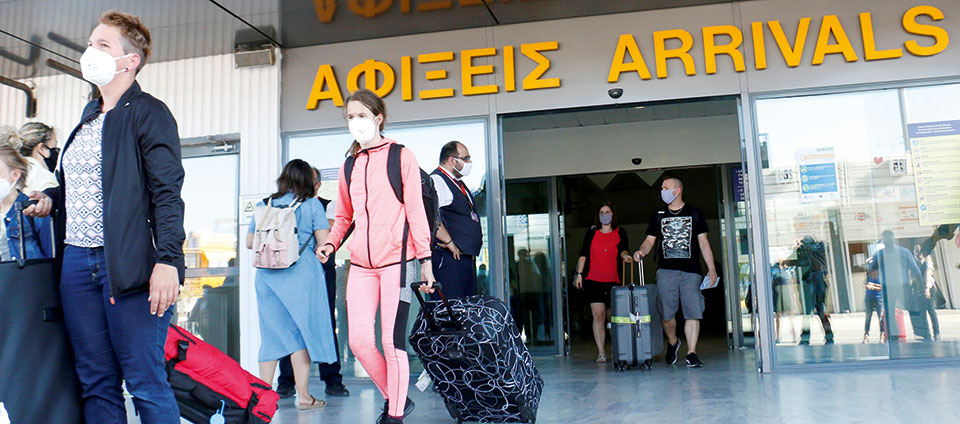 Διακοπές στην Ελλάδα, αλλά όχι για τους Ελληνες-2