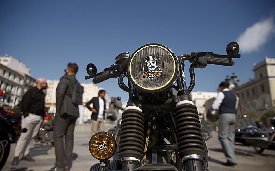 Οι στυλάτοι Χαρλεάδες της Αθήνας-1