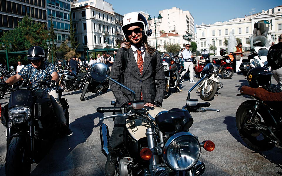 οι-στυλάτοι-χαρλεάδες-της-αθήνας-561886237