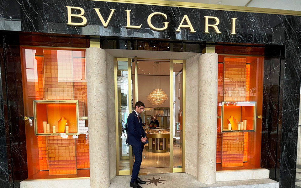 η-bulgari-ερωτεύεται-ξανά-την-ελλάδα-561856855