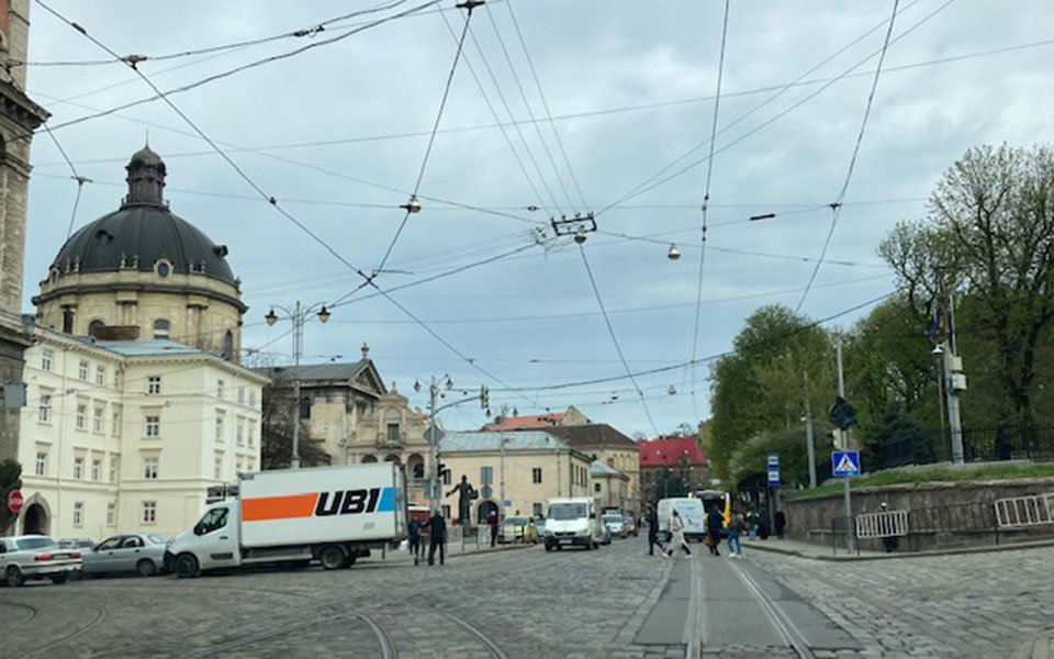 Στο στρατηγείο του Ζελένσκι: Το βαρύ τίμημα του πολέμου και οι αναφορές στην Ελλάδα-4