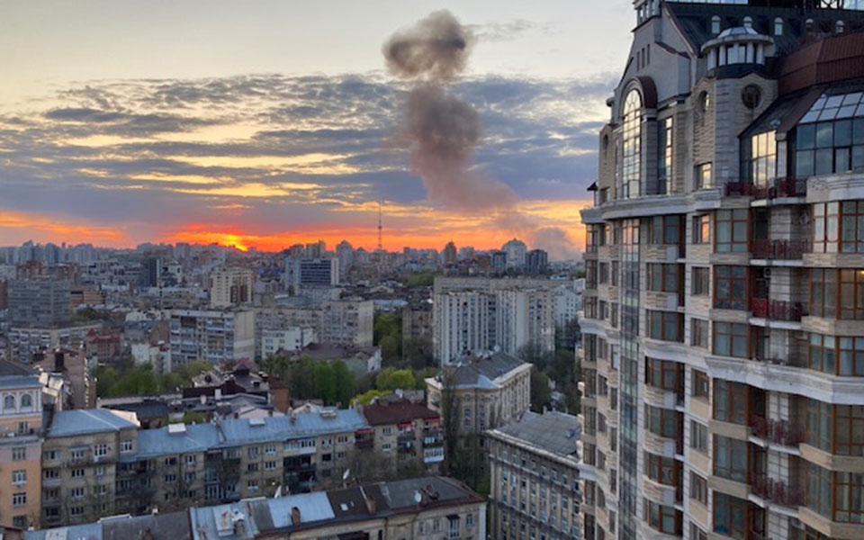 Στο στρατηγείο του Ζελένσκι: Το βαρύ τίμημα του πολέμου και οι αναφορές στην Ελλάδα-10