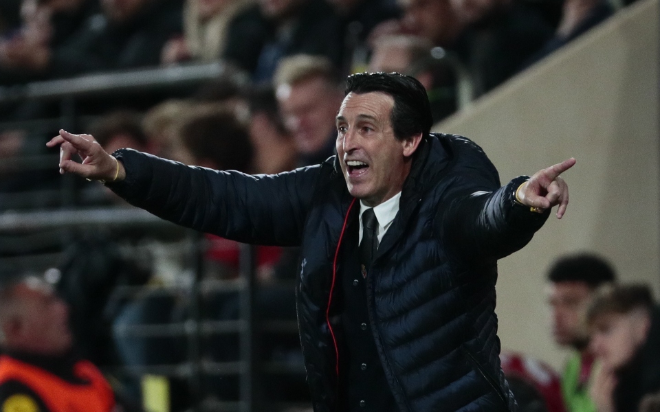 έμερι-κάτι-μας-έλειψε-561840286