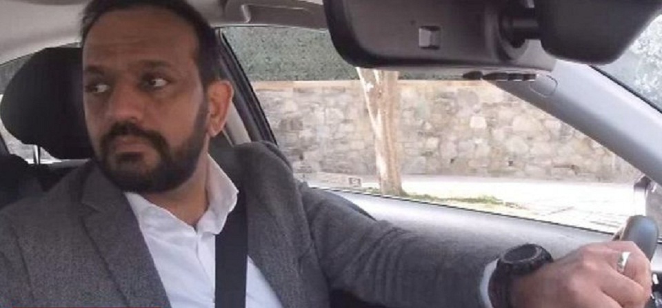 από-υπουργός-οικονομικών-ταξιτζής-στ-561875134