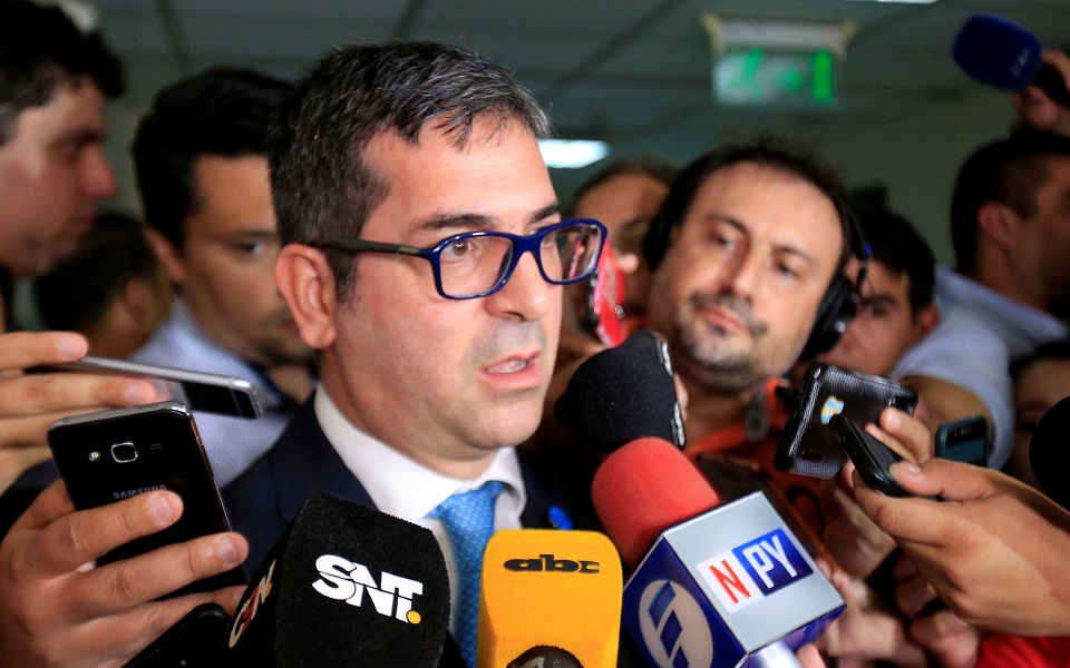 κολομβία-εκτέλεση-παραγουανού-εισαγ-561853228