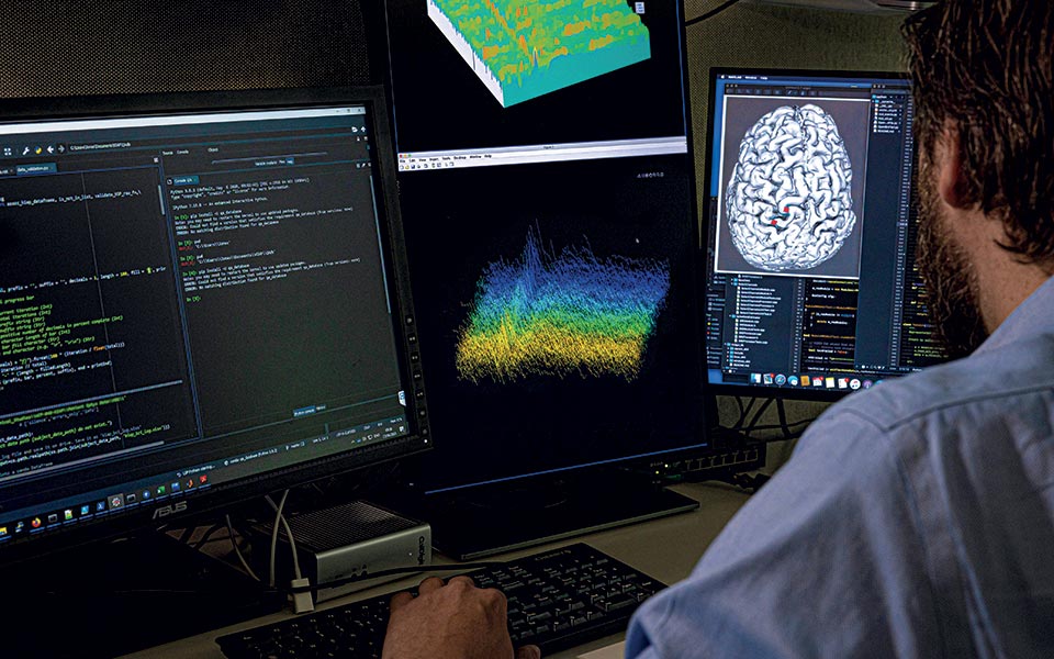 H τεχνολογία που επιτρέπει στους ασθενείς σε κώμα να επικοινωνούν-1