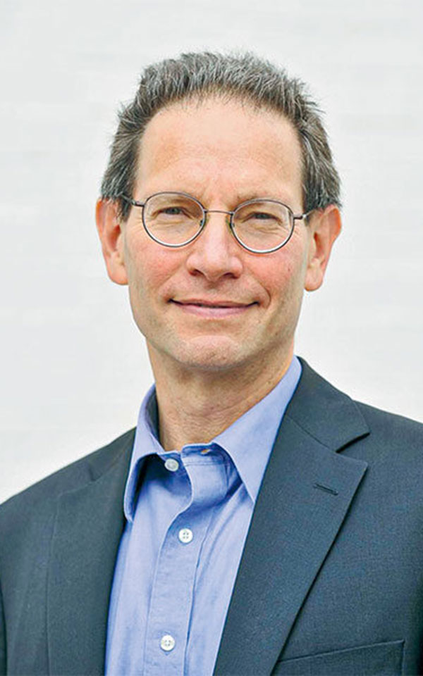 Τσαρλς Κάπτσαν στην «Κ»: Η Ουκρανία δεν μπορεί να κερδίσει αυτόν τον πόλεμο-1