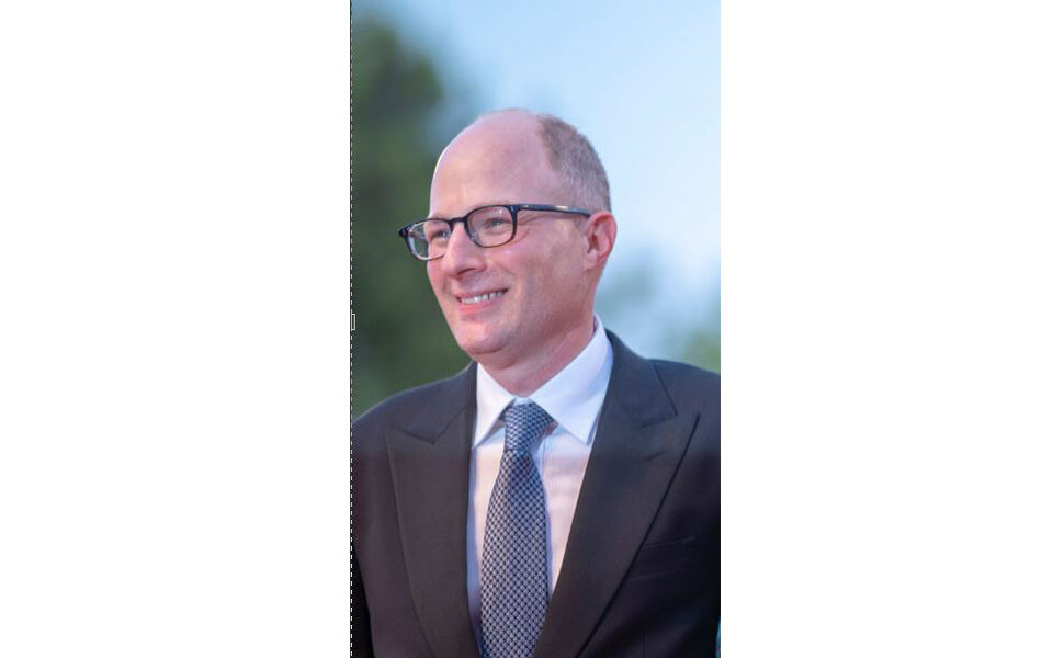 Ο Τ. Μπέρνσταϊν στην «Κ»: Ο Πούτιν και οι φίλοι του είναι άσοι στο ξέπλυμα χρημάτων-1