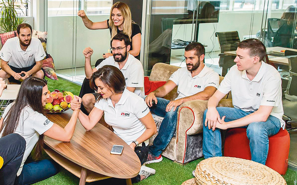 χμ-καινοτομία-σε-όλα-τα-επίπεδα-561844405