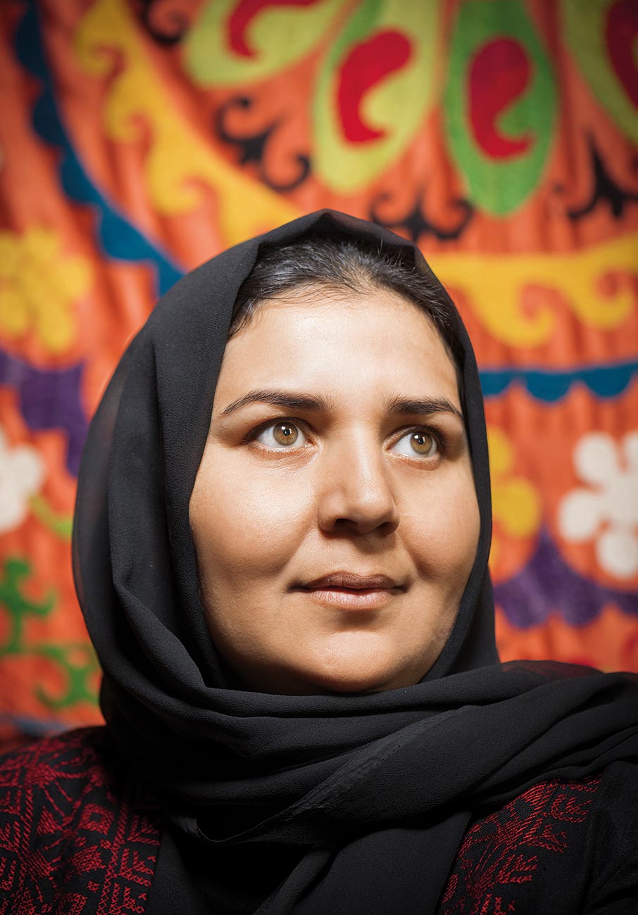 Η ζωή στην Ελλάδα και το όνειρο της επιστροφής – Σημαντικές γυναίκες του Αφγανιστάν μοιράζονται την ιστορία τους-1