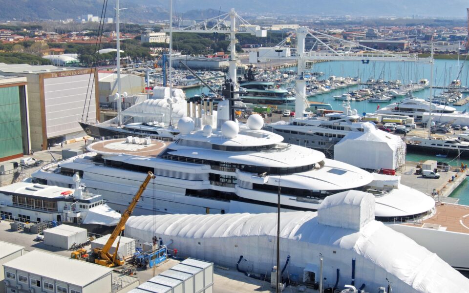 το-δίκαιο-της-δύσης-και-η-περιουσία-των-561880969